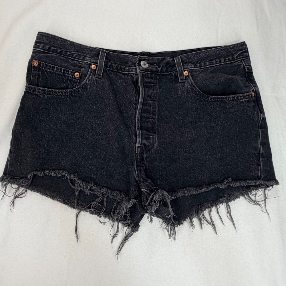 Levis Womens 501 Original Shorts W33 Black Distressed Raw Hem Button Fly Cut Off